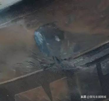 货车轮胎侧面破损如何修复,宝马防爆轮胎侧面破损