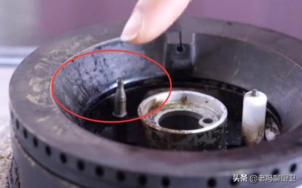 燃气灶打着火松手就灭解决小诀窍,燃气灶一直按着才可以用