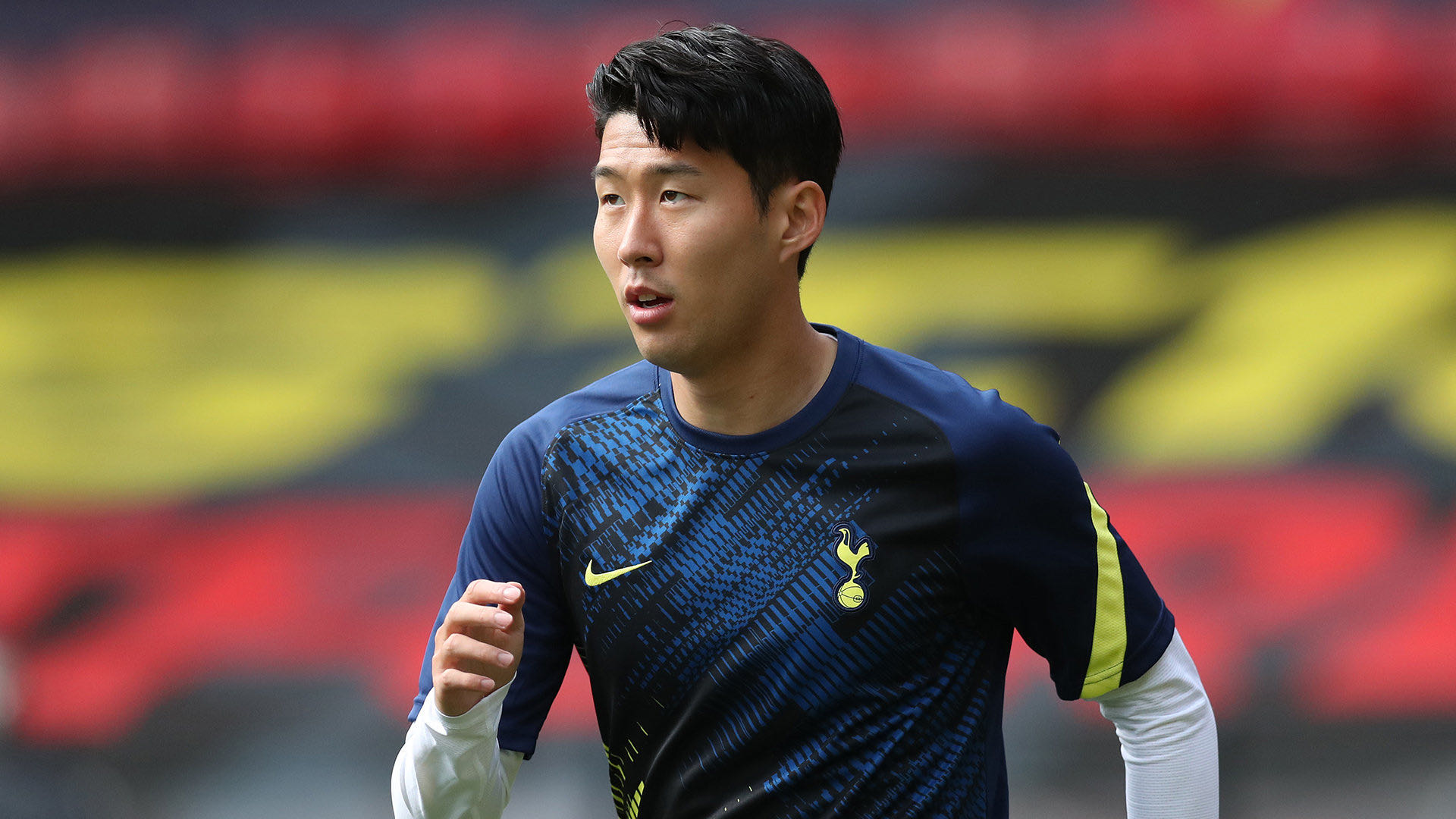 亚洲球王孙兴慜成长之路,亚洲球王孙兴慜70分钟独中四元