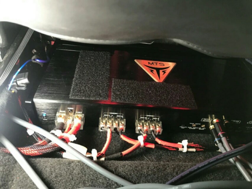 奇瑞suv瑞虎8plus,奇瑞suv瑞虎3手动改装