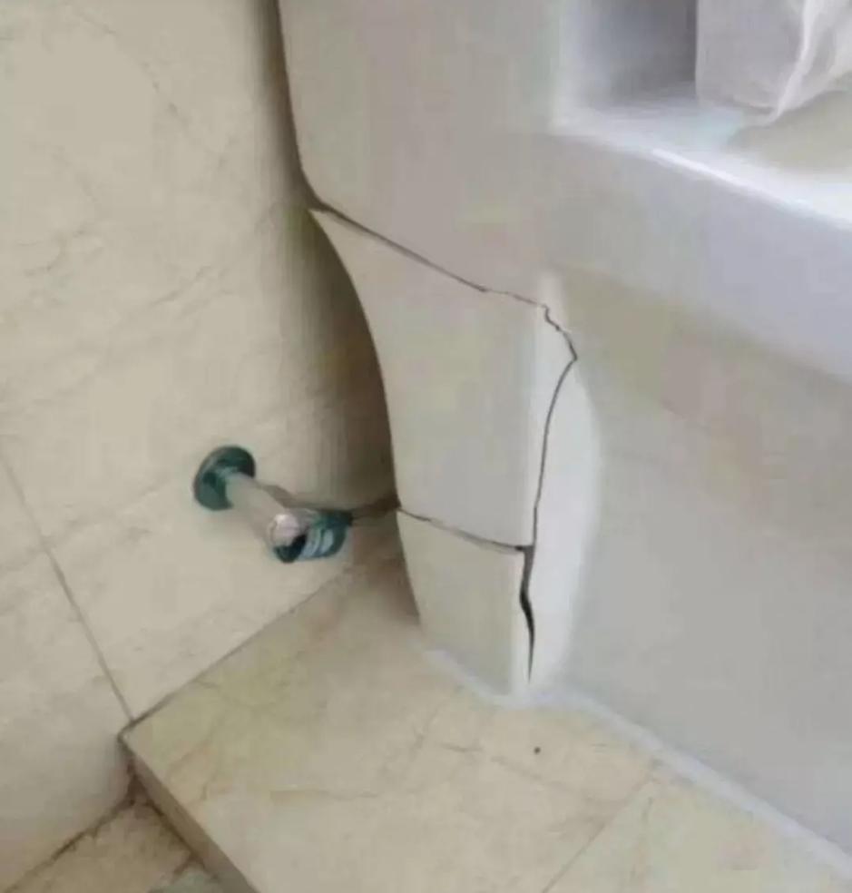 商品房水管冻住了如何快速解冻,户外地下水管冻住了如何快速解冻