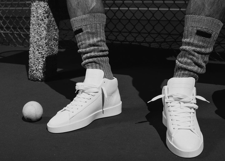 小白鞋夏季潮牌有哪些,夏日小白鞋潮鞋搭配