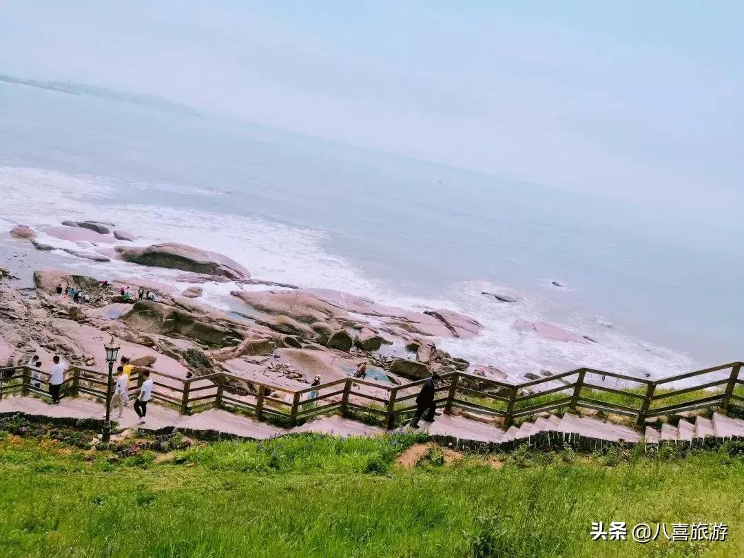 青岛最出名的吃的和玩的地方 (青岛好吃好玩的地方排行榜前十名)