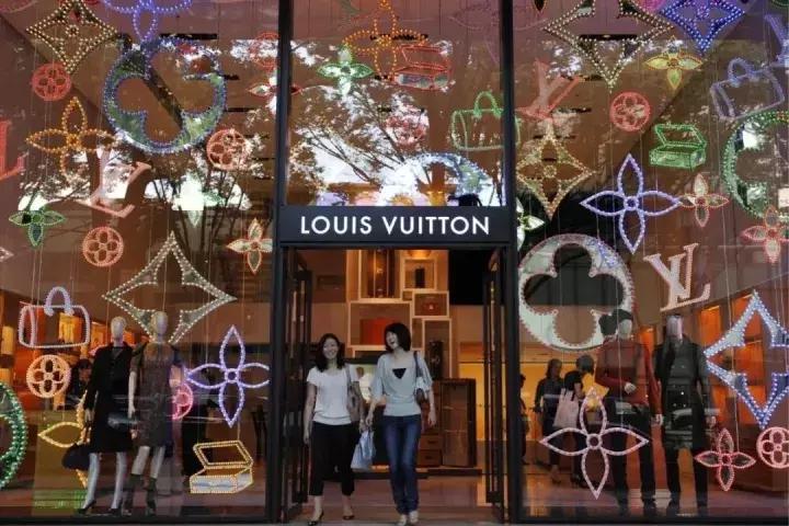 tiffany被lv收购了吗 (tiffany 是不是被lv收购)