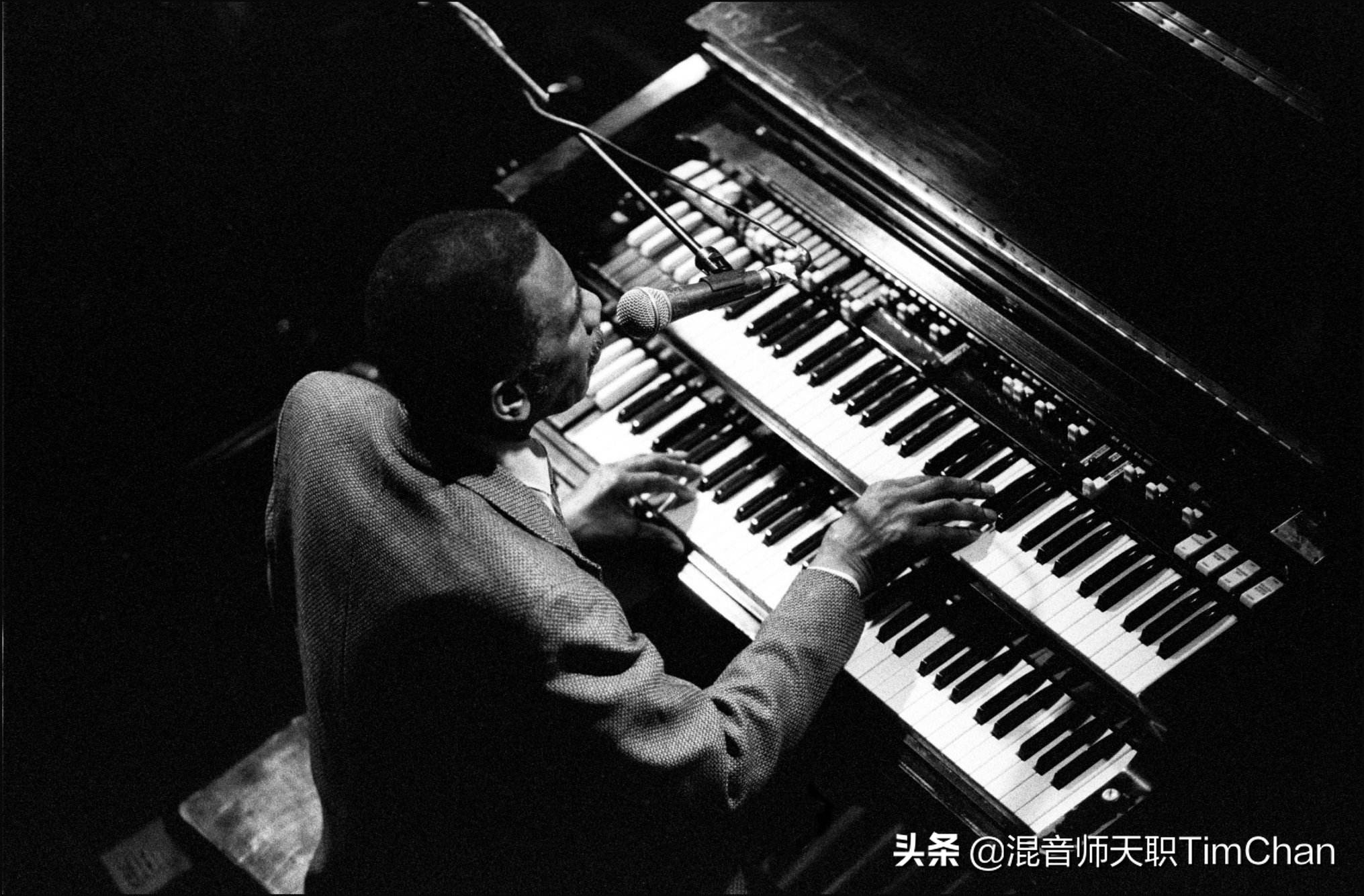 孩子学钢琴和电子琴哪个好,孩子学电子琴好还是钢琴实用