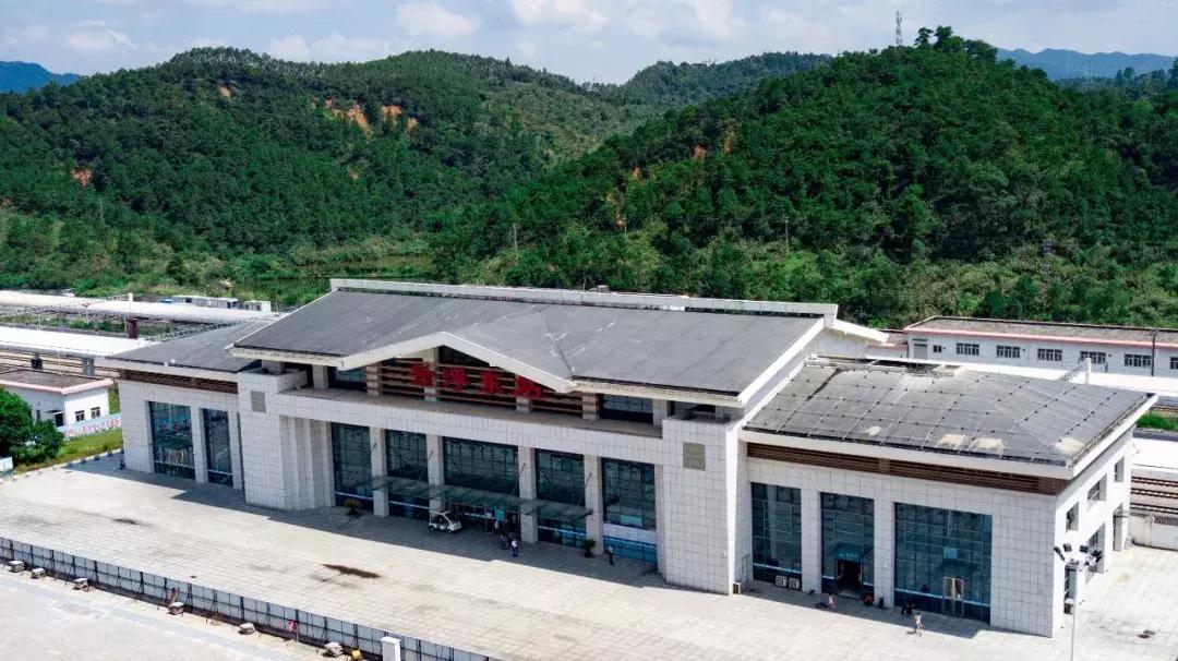 都杨镇能不能发展起来,都杨镇发展