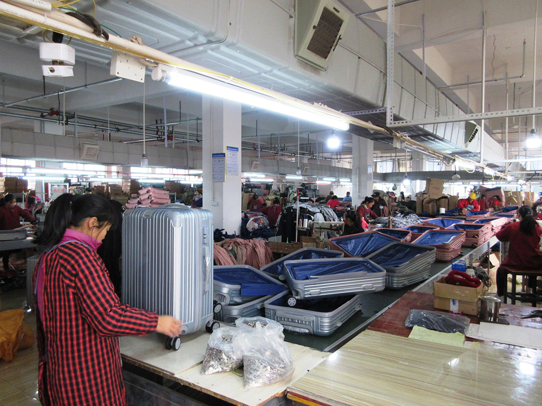 Samwag品牌致力打造简洁实用的箱包产品