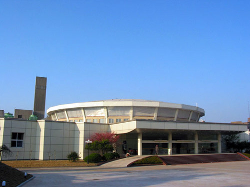 想知道大学专业实力到底怎么样，可以从以下四方面考虑