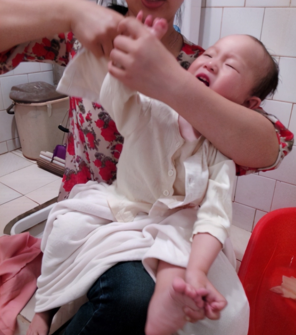 冬天给3周岁孩子怎么样正确洗澡,冬天给宝宝洗澡怎么才不会感冒