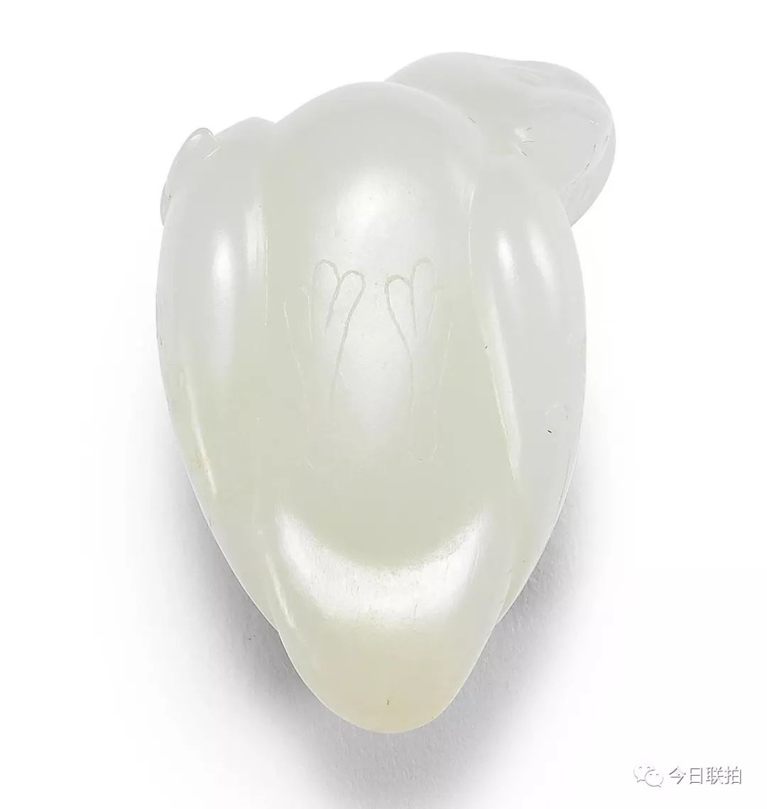 一只白玉小熊卖了670万，人家靠的是颜值！