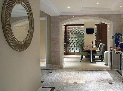 镜子一般安装哪些位置,装修时怎么样安装镜子