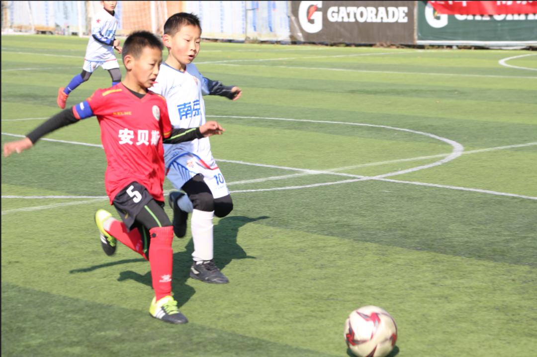 东台这帮小子，南京夺冠