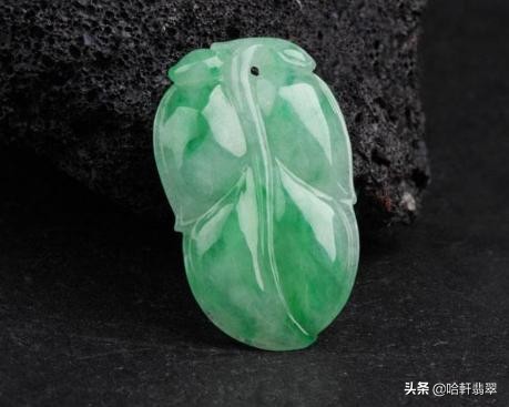 平平无奇的豆种翡翠，为何能让马云豪掷700万拍下？