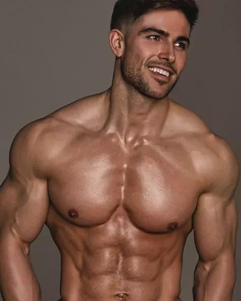 胸型很丑可以调整吗,胸型难看是因为什么