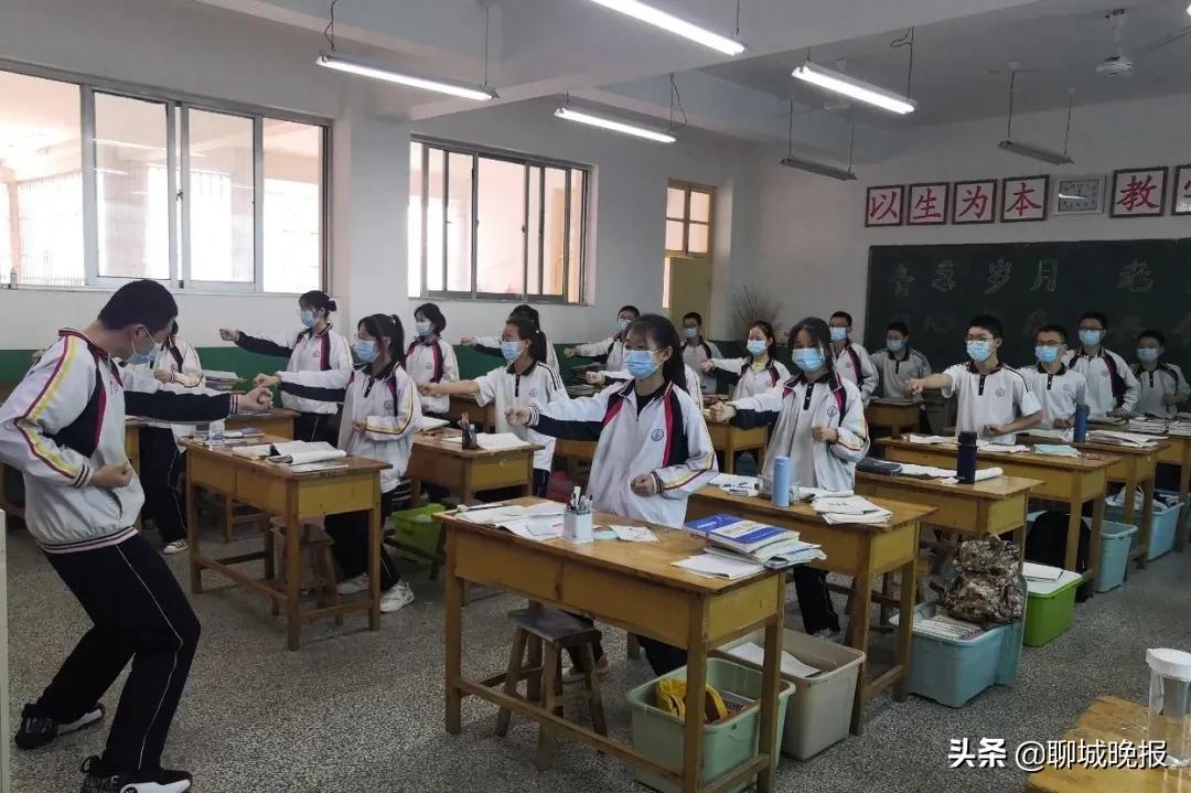 开学了怎么能让孩子收心好好学习,开学了如何让孩子进入学习状态