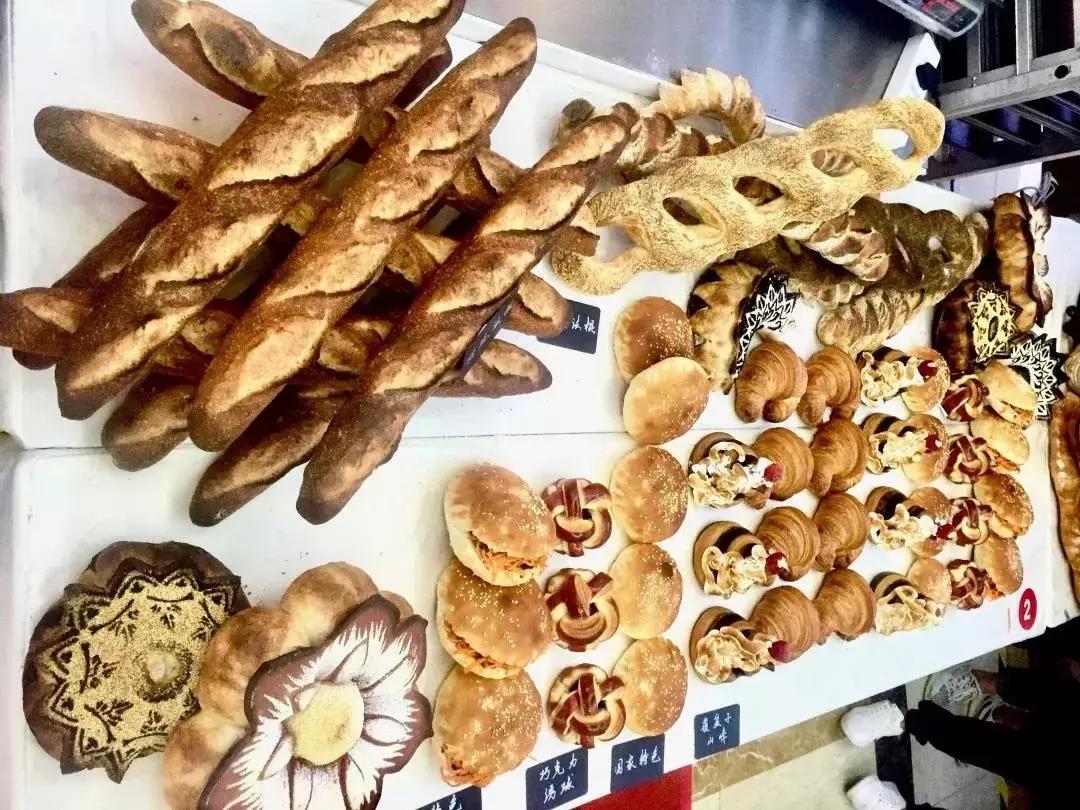 女生面包师,女生面包师累不累