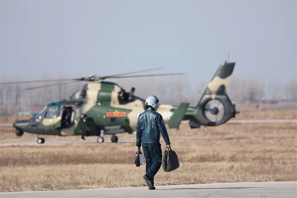 “江淮雄鹰”开飞→铁翼炫舞即战斗！