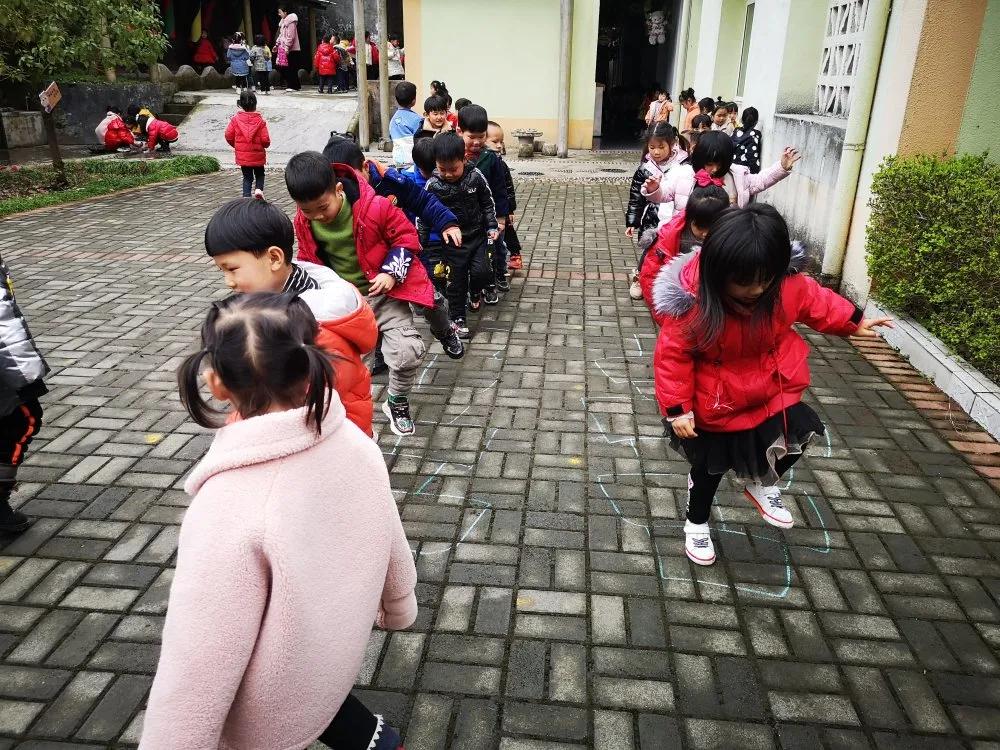 奉节中学生体育节,奉节中学课间操比赛