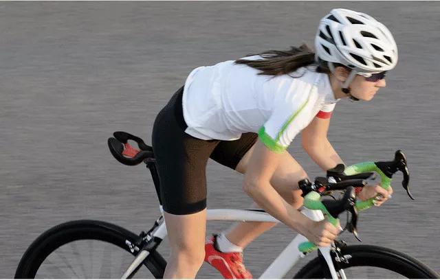 大叔发明汽车节油器,大叔发明拉风车视频