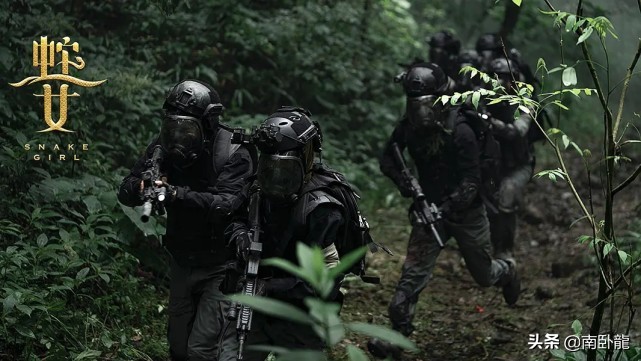 《蛇之女》上映，人蛇共生巨蟒舍命护主，剧情漏洞太多