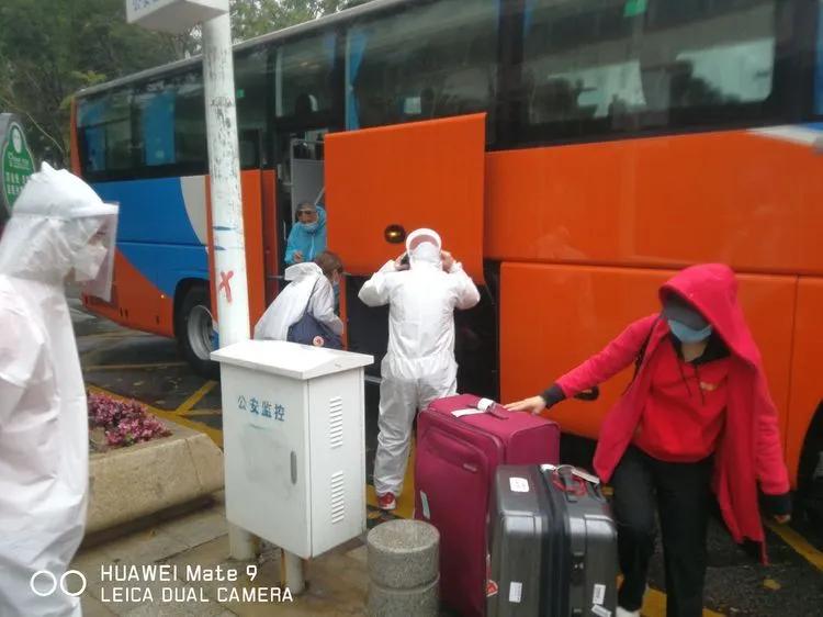 别怕，他们带你“回家”！罗湖这些暖心举措让境外人员安全返深