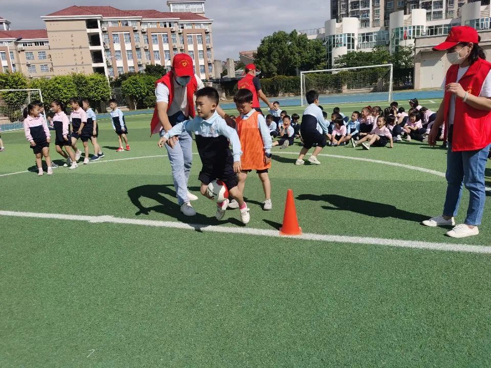 多彩的校园生活体育节,第十八届校园体育节