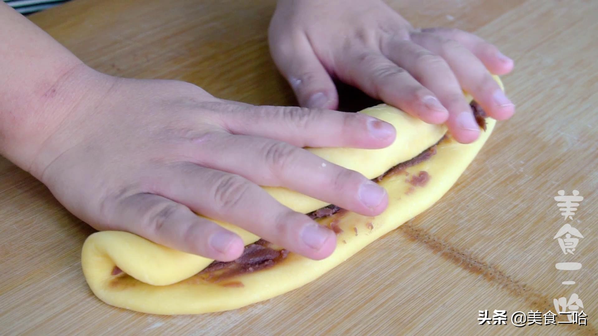 怎么用电饭煲做面包100%成功,电饭煲面包怎么做才松软好吃视频