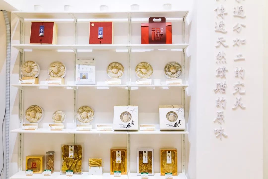 1碗炖品=1瓶神仙水！花式燕窝配送到家