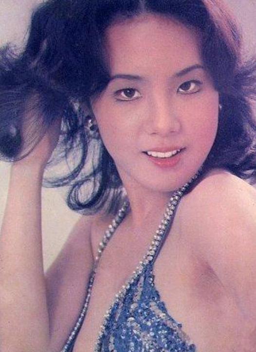 费贞绫人生经历,费贞绫出家视频