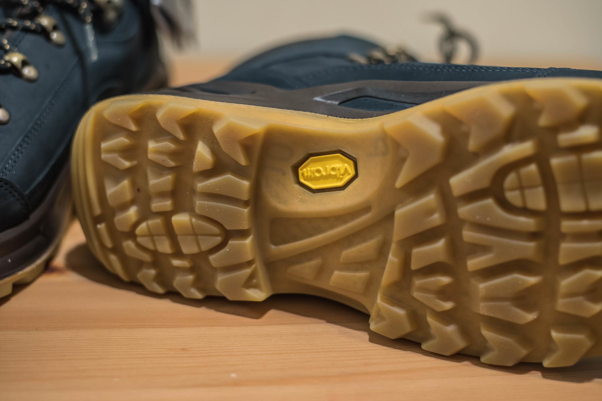 德国lowa登山鞋武汉店,lowo户外登山鞋开箱评测