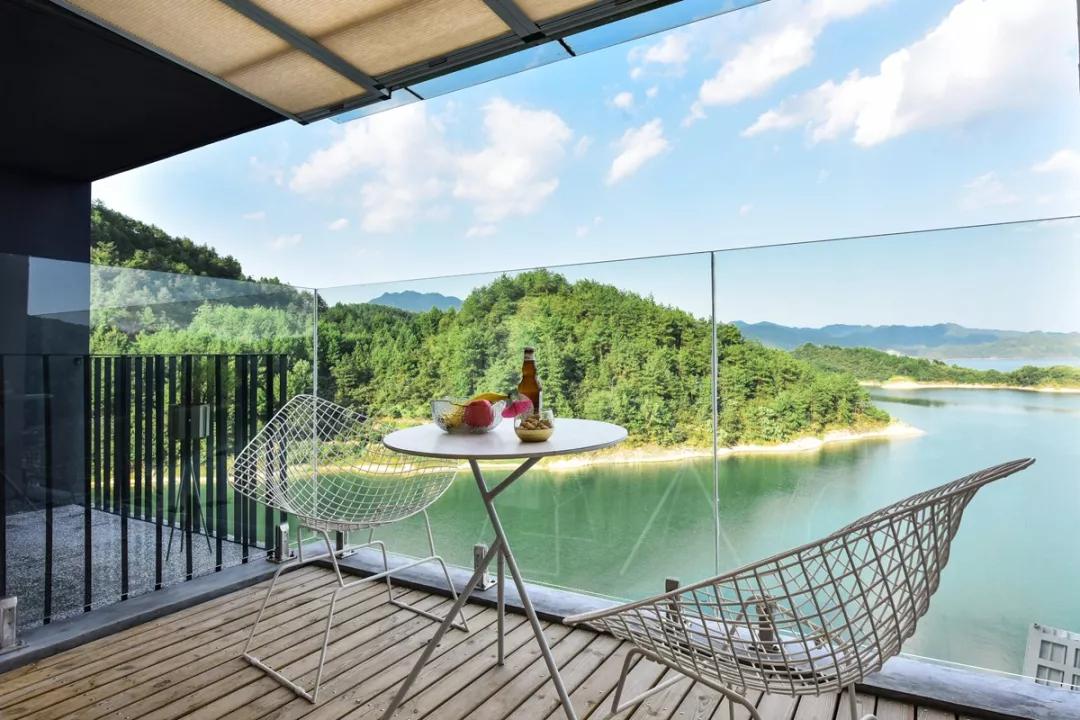 真正一线湖景！千岛湖这家“颜值杀”民宿自带一个超强属性