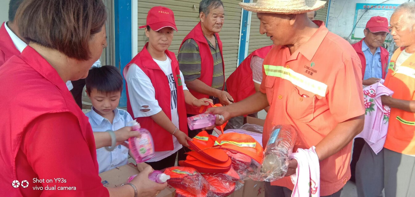 为他人开一朵花作文600字,为他人开一朵花结尾