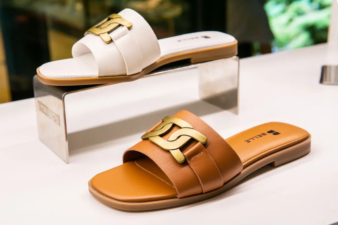 ysl口红礼盒限时抢购,ysl圣罗兰口红零元购