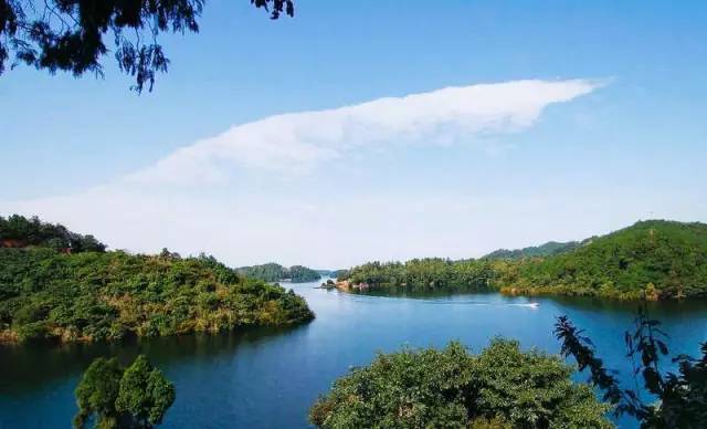 成都出发四川10日自驾游最佳路线,成都到四川自驾游最佳攻略