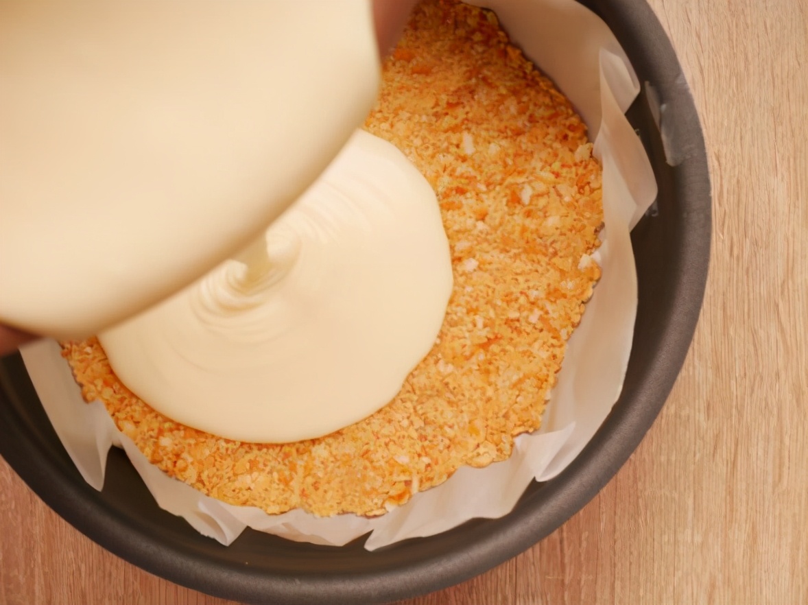 用电饭锅做蛋糕简单方法不用牛奶,电饭锅做蛋糕教程简单不用打蛋机