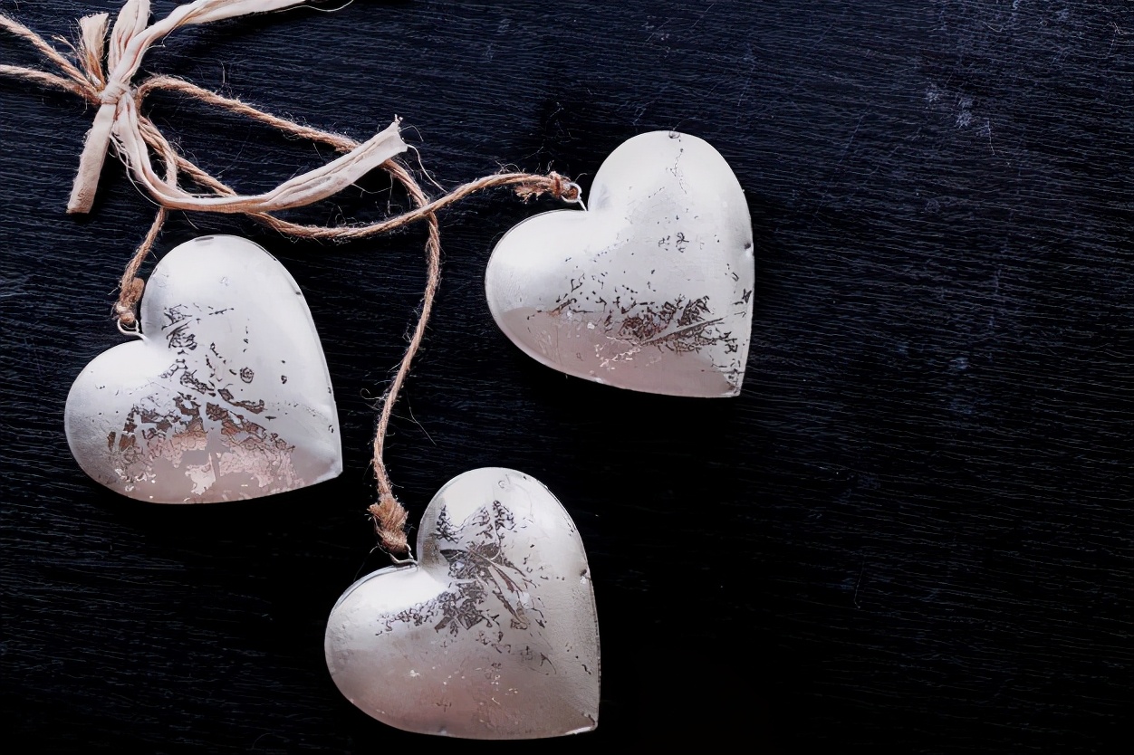 男人眼里的女人高情商,男人最放不下的是猫一样的女人