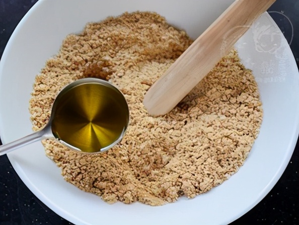 橄榄油可以代替黄油做芝士蛋糕吗,爆浆芝士饼糯米蛋糕