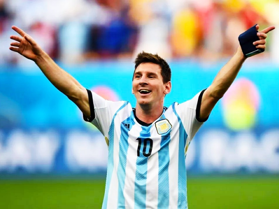 世界顶级足球巨星c罗,足球球星c罗贵州行