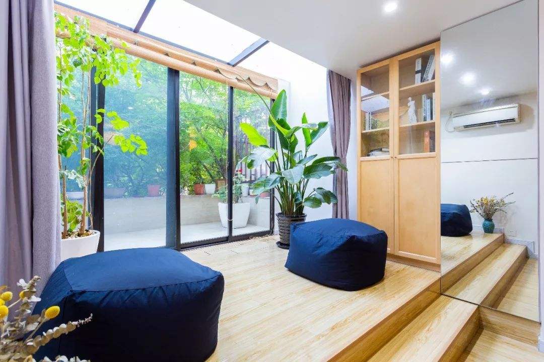 墙面镜边框装饰,软装墙壁挂镜效果图