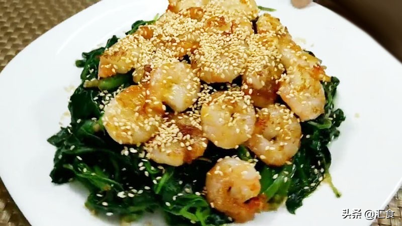 香酥芝麻虾,芝麻菠菜虾的家常做法