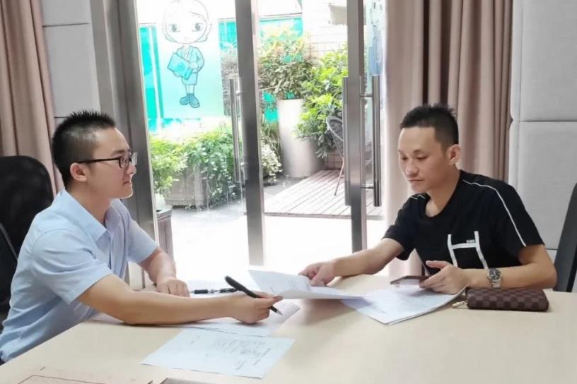 律师事务所工作好还是公务员好,法学就业真实现状律师事务所