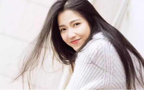 为什么和同龄人比像小孩,为什么年纪越大越像小孩