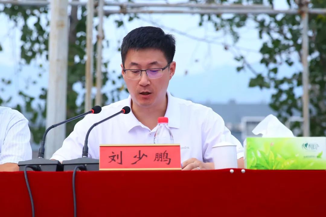 习少林武功，圆参军梦想，塔沟集团百名大学生光荣入伍