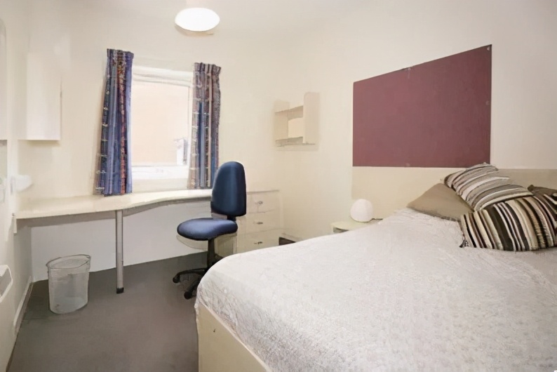 留学生的梦中圣地、神奇故事迭出，爱丁堡大学到底有什么魅力？