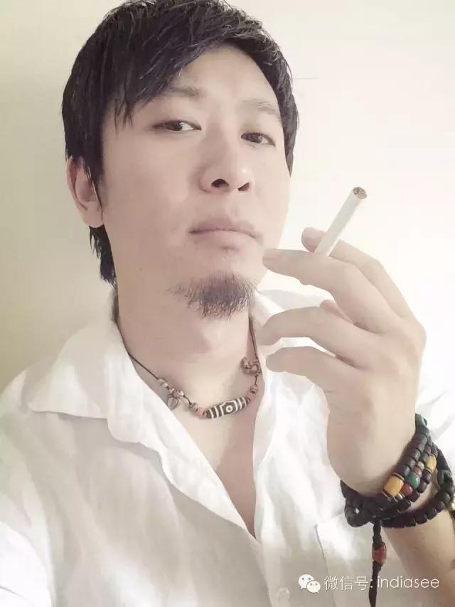 留着山羊胡子的回族人,留着山羊胡子