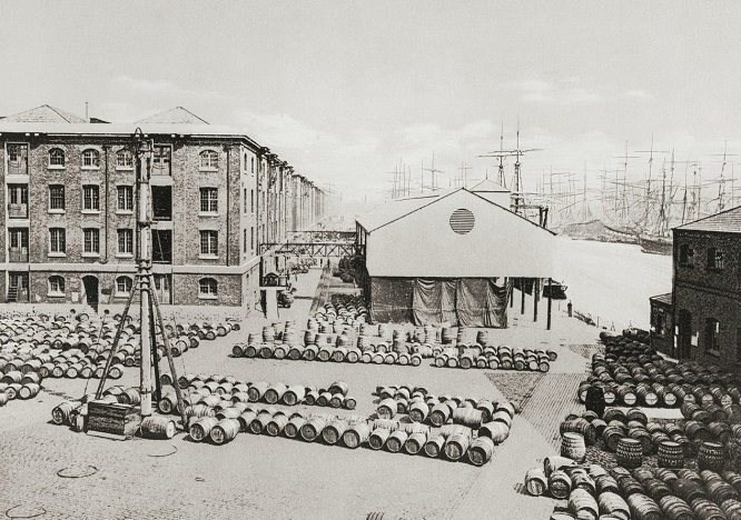 “世界工厂”的安全问题：十九世纪的英国，如何应对社会犯罪？