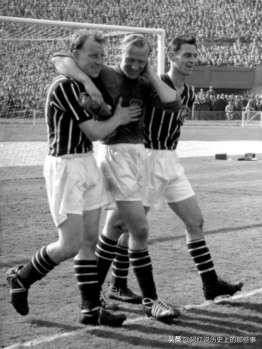 从纳粹战犯到英国著名球星—卡特.特劳特曼的传奇一生