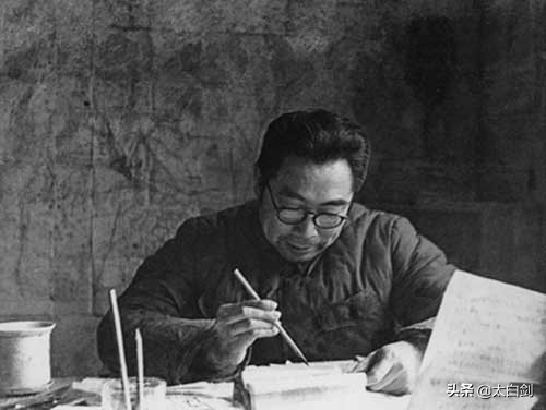 记录“人民总理”周恩来光辉一生的15张老照片