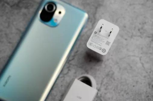 小米11青春版最贵价格,小米11的屏幕真的是最顶级吗