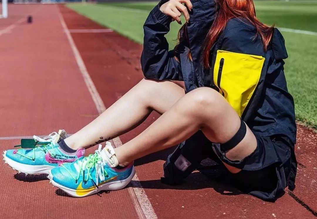 offwhite钉子跑步鞋,off-white鞋怎么买